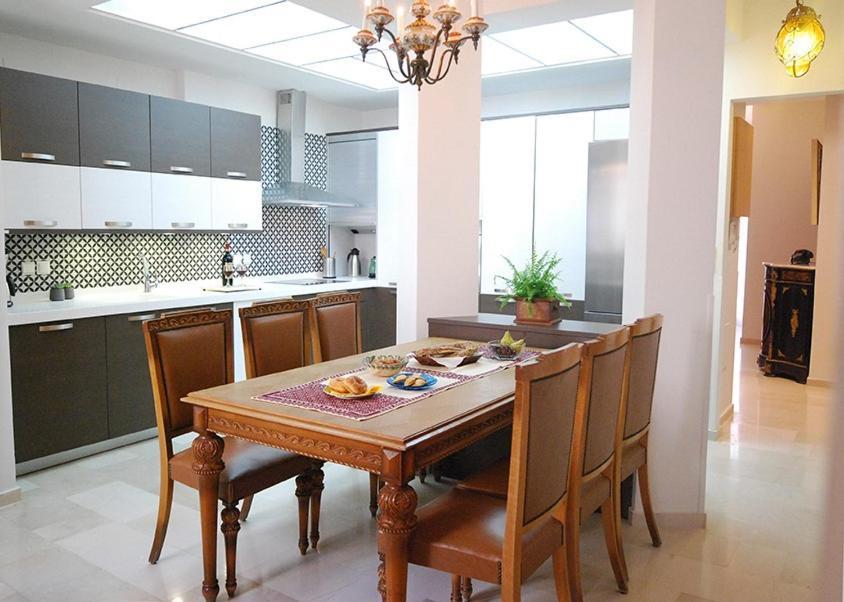 Heraklion Center Boutique 3 Bedroom Apartment Penelope エクステリア 写真