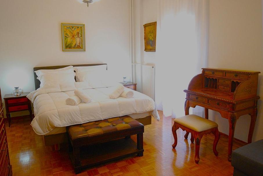 Heraklion Center Boutique 3 Bedroom Apartment Penelope エクステリア 写真